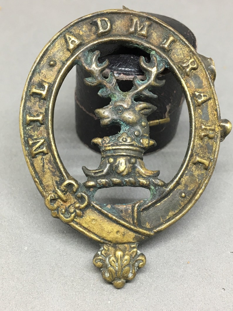 Badge or Buckle Vintage Brass or Bronze Scottish Clan Pin Nil Admirari