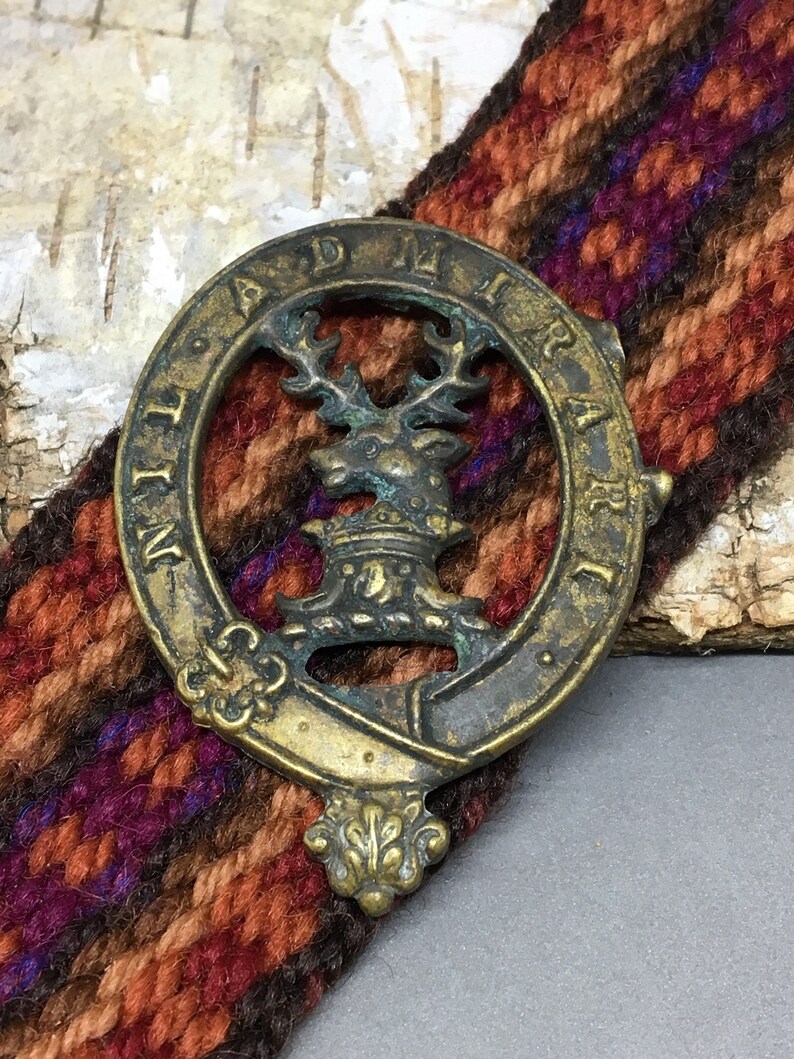 Badge or Buckle Vintage Brass or Bronze Scottish Clan Pin Nil Admirari