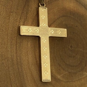 Cross, pendant/necklace,14kt yellow gold, hand engraved , religious, vintage