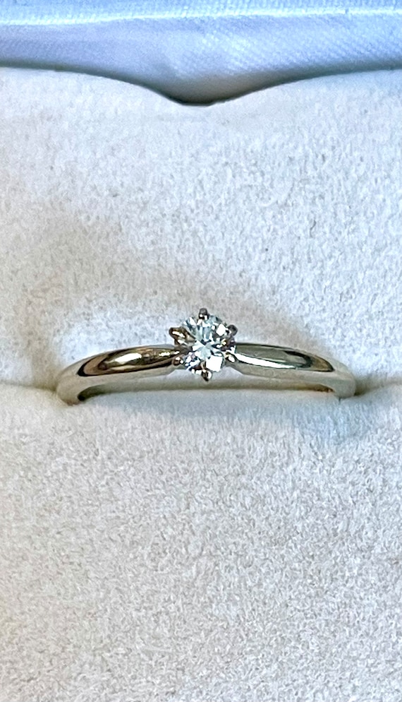 Diamond engagement ring, 14k white gold, 1/5 th (.