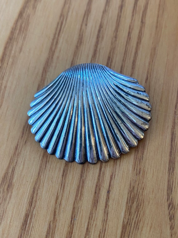 scallop shell sterling vintage pin