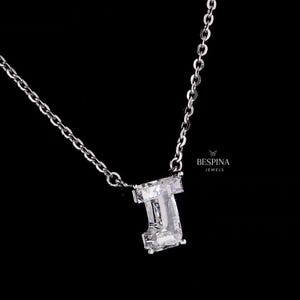 Colar com pingente inicial 'J' de 1,33 quilates/Ouro e diamante cultivado em laboratório/Presente personalizado para ela/Colar de diamantes com alfabeto/Presente de aniversário