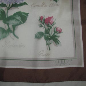 Foulard En Soie Echo Floral Roses - Motif Multicolore - Occasion - Superbe écharpe D'été