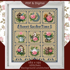 Puede incluir: Patrón de punto de cruz con nueve cuadrados con temática de jardín con rosas rosas, pájaros y herramientas de jardín. Las palabras "Sweet Garden Time" están bordadas en el centro. La obra de arte enmarcada está en un marco blanco con un fondo floral.