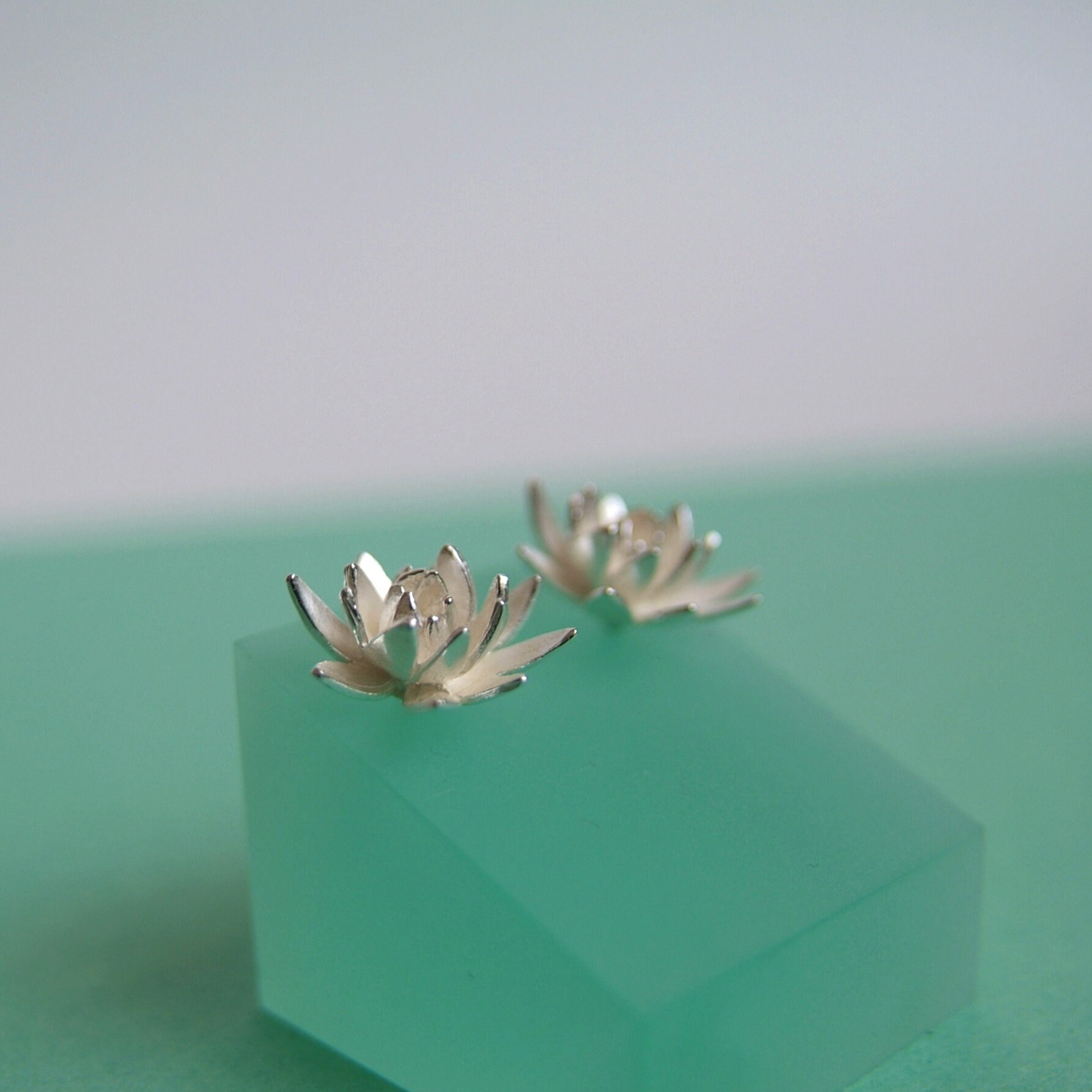 Antique Blue Lotus Silver Earrings main image 0