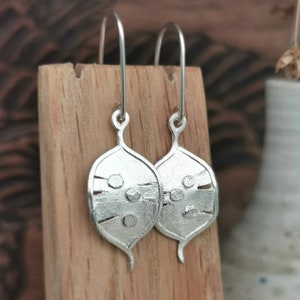 Honesty Pod Silver Lunaria Earrings | Silver Seed Pod Leaf Drop Earrings