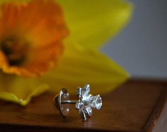 Silver Tie Pin | Daffodil Flower Pin | Men's Flower Accessory