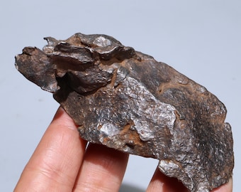 ゲベル・カミル鉄隕石 – 41グラムのエジプト隕石標本 - Etsy 日本