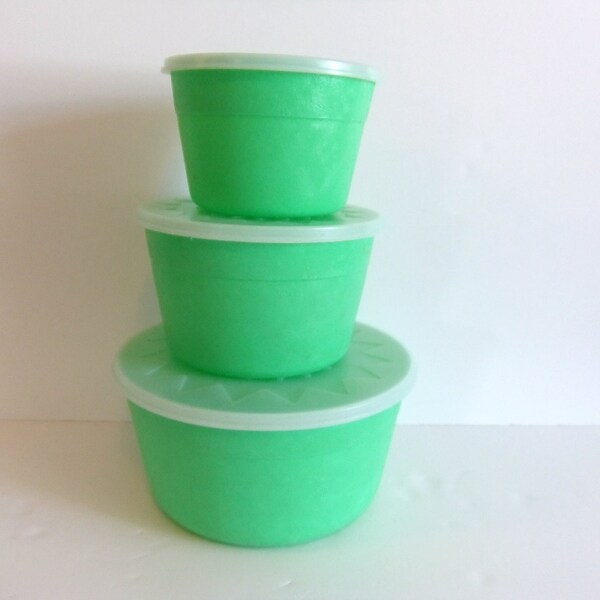 Vintage Storage Mixing bowl set Green