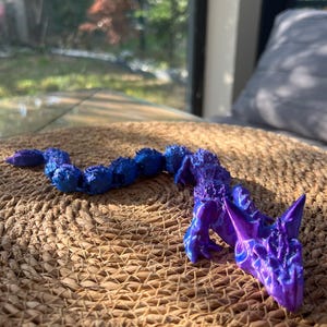 Gelenk 3D Gedruckt Dragon: Purple Blue Fidget Schreibtisch Spielzeug