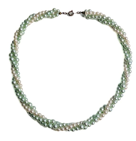 ヴィンテージフェイクパール3連ツイスト淡いブルーグリーンと