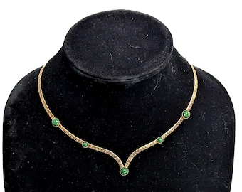 Vintage Sarah Coventry Green Cabochon Sweetheart Neckline Chain Necklace