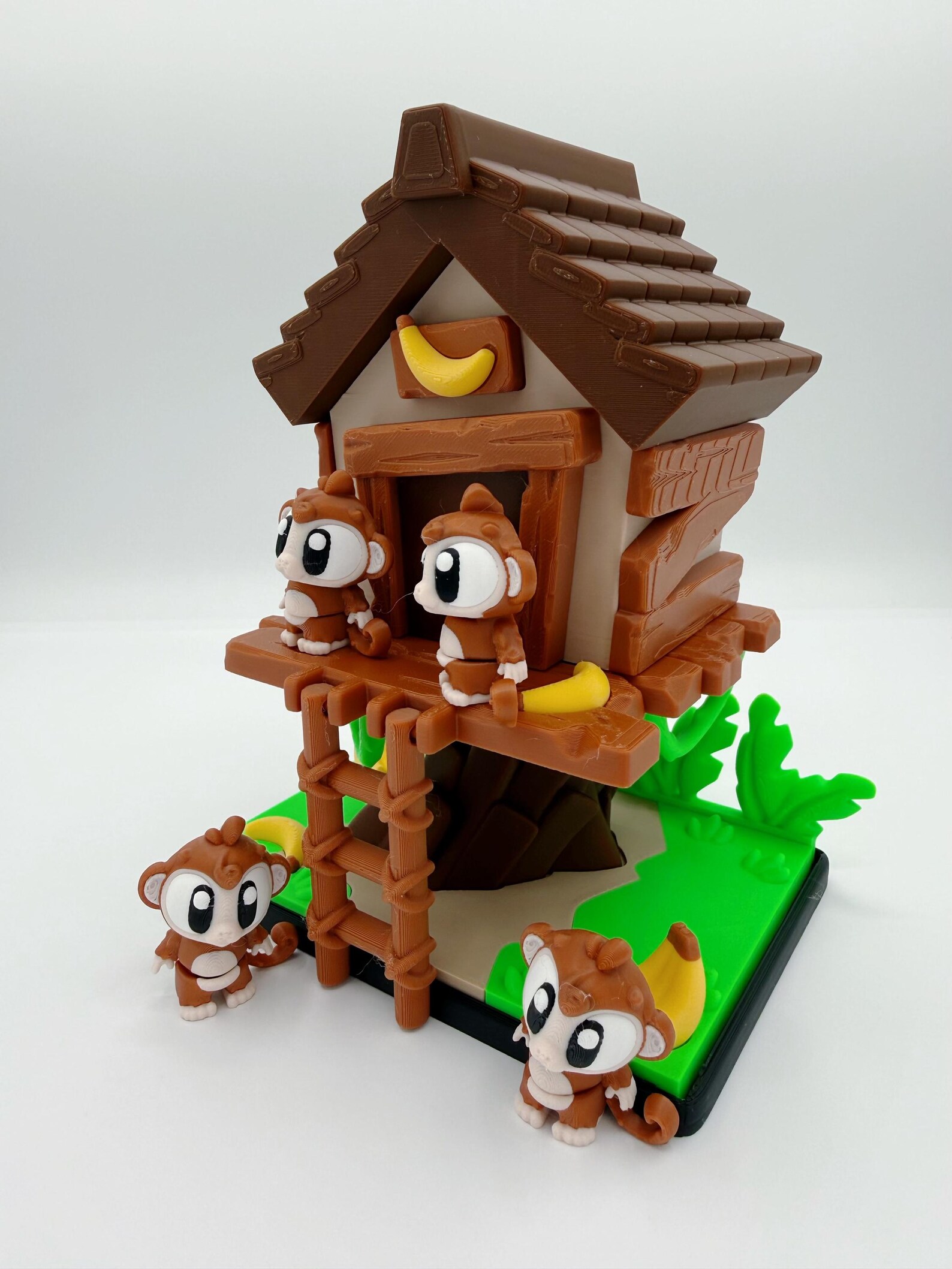 Monkey Family Treehouse Diorama – 3D Printed Jungle Scene With Banana ...