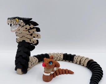 3D Printed Cobra and Baby Snake – Articulated Reptile Toy Set for Collectors