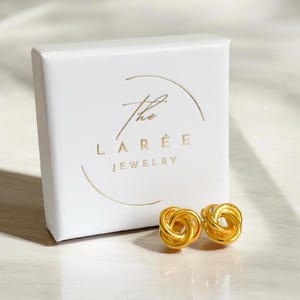 18k Gold Elegant Knot Earrings | Fashion Studs | Lightweight Minimalist Jewelry for Women | Timeless Everyday Style