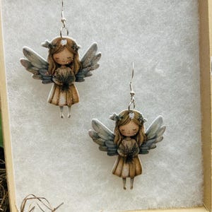 Angel Earrings ..alilblingshop.. angel earrings.. christmas earrings.. religious item .. gift .. gift for her .. Easter earrings