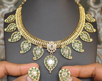 Kundan Hasli Necklace Set | Dual Color Green Ruby | South Indian Bridal Jewelry