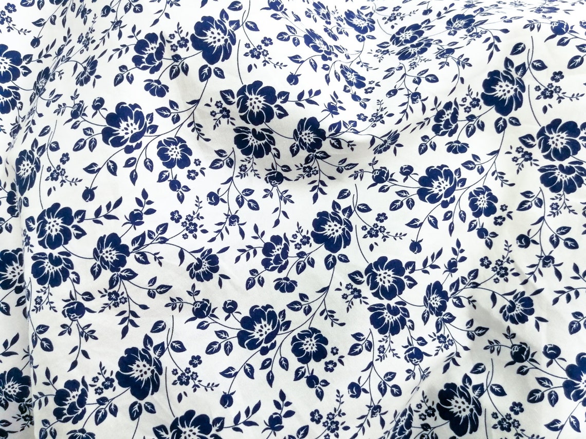 Quilt Cotton Fabric Vintage Retro Blue Floral Flower in Ivory Etsy