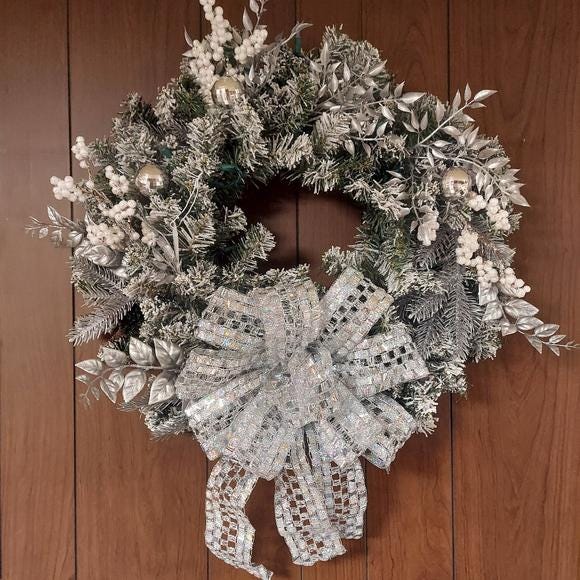 Silver Sparkle wreath