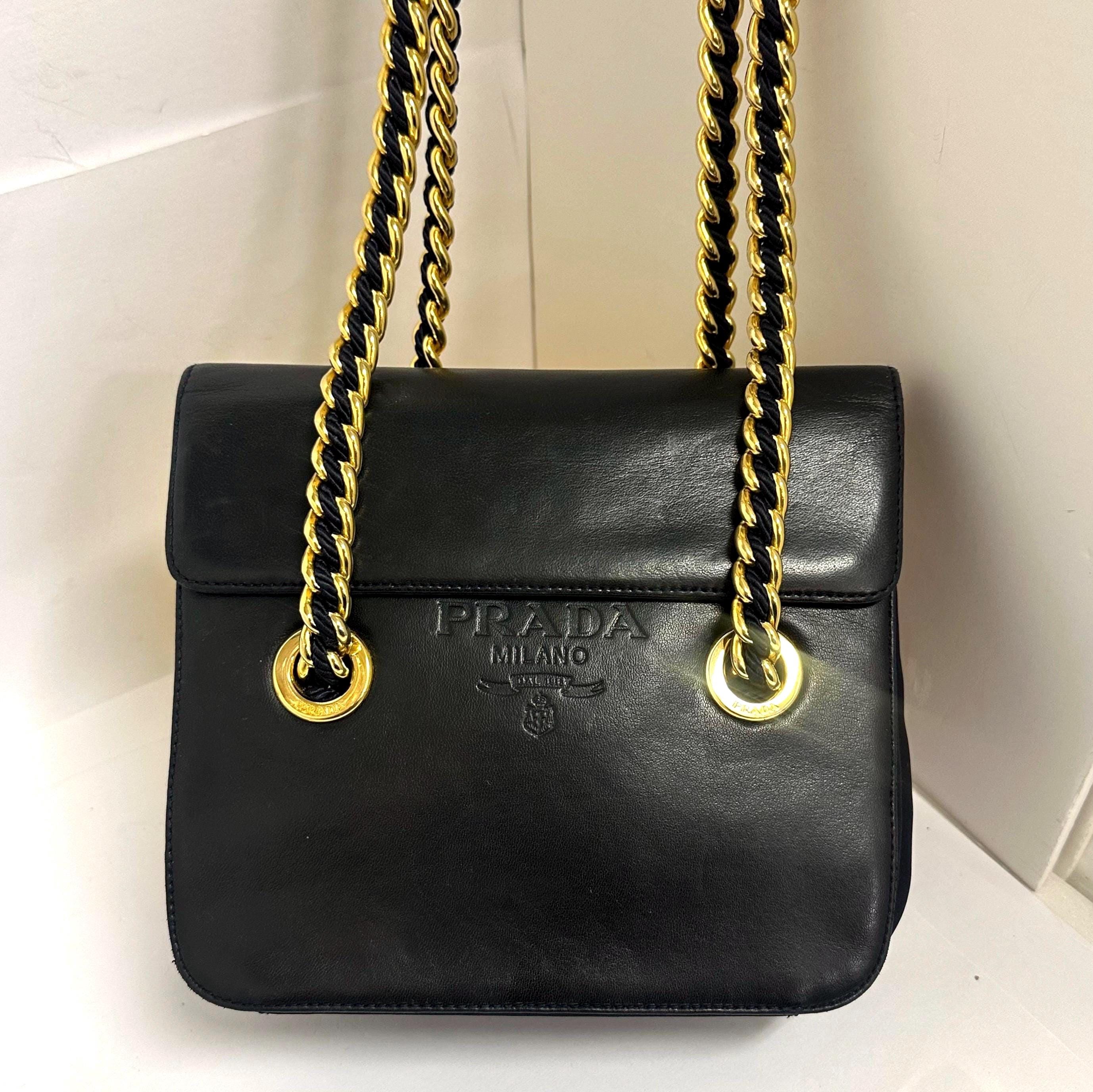 バッグ 90s PRADA LEATHER SHOULDER BAG Prada 90s Bag - Etsy Canada