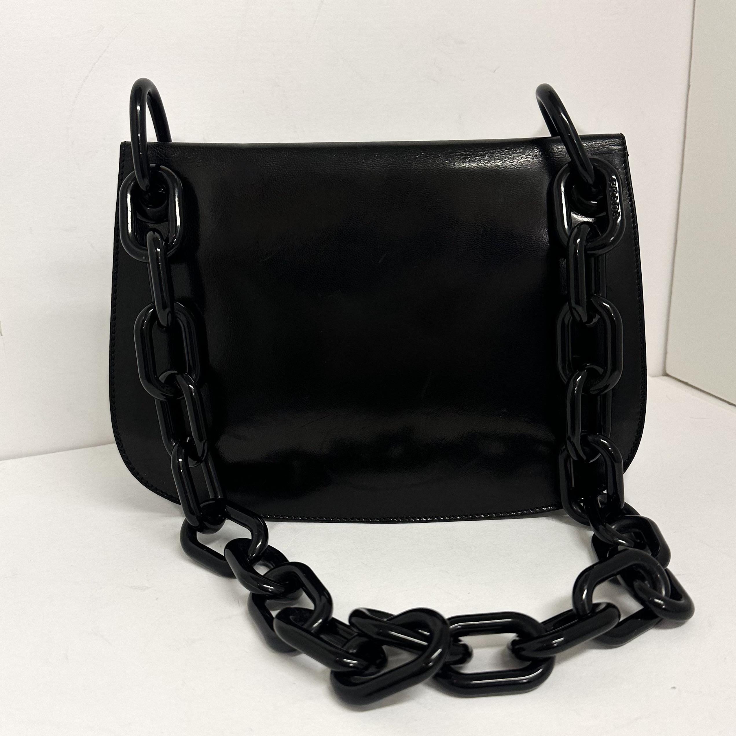 【早い者勝ち】90s PRADA LEATHER SHOULDER BAG PRADA Vintage Madras Swing Leather Shoulder Bag With Plastic Chain