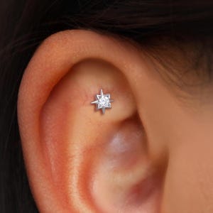 14 kt massief witgouden diamanten ster met schroefsluiting, sierlijke diamanten helix kraakbeen stiftschroef, gouden helix conch oorlel platte achterkant