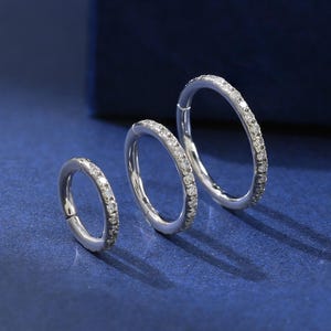 14K White Gold 30mm Diamond Oval Hoop Earrings