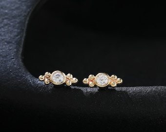 Orecchini In Oro Bianco 14 Carati Con Zirconi Solitari – Chiusura A Vite Sicura – Confezione Regalo – Made In USA