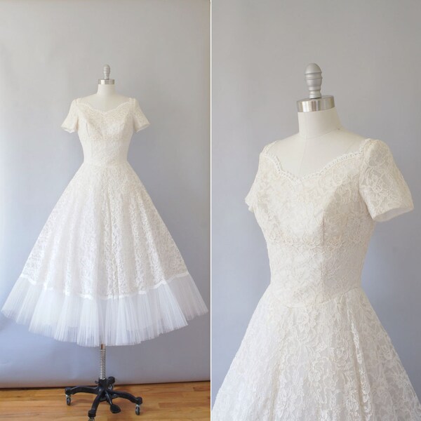 1950s lace wedding dress / vintage 50s Cahill Beverly Hills wedding gown / As Time Goes By