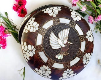 ジュエリーボックス　漆器　マザーオブパール 黄金のマザーオブパールの宝箱：八角形のジュエリーケース - Etsy 日本