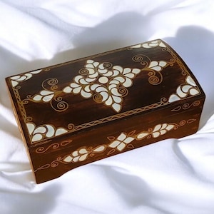 Mother of pearl Jewelry box,Jewellery box,Mother of Pearl Inlaid Box,Jewelry Storage Box,Special gift,100% Handmade, Handcrafted Jewelry Box