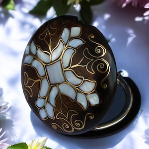 Mother of Pearl Mirror,Vintage Mirror,Handmade,Gift for Her,Compact Mirror,Bag Mirror,Hand Mirror,Makeup Mirror,Gift for Women