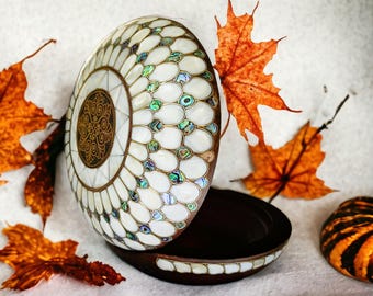 ジュエリーボックス　漆器　マザーオブパール 黄金のマザーオブパールの宝箱：八角形のジュエリーケース - Etsy 日本