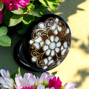 Mother of Pearl Mirror,Vintage Mirror,Handmade,Gift for Her,Compact Mirror,Bag Mirror,Hand Mirror,Makeup Mirror,Gift for Women