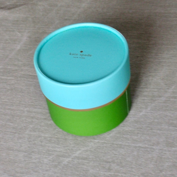 Kate Spade New York Round Gift Box, Turquoise & Spring Green, 4 1/4" Ht 4 1/2" Diam, Perfect Clean Condition, Watch, Jewelry, Storage, Gift