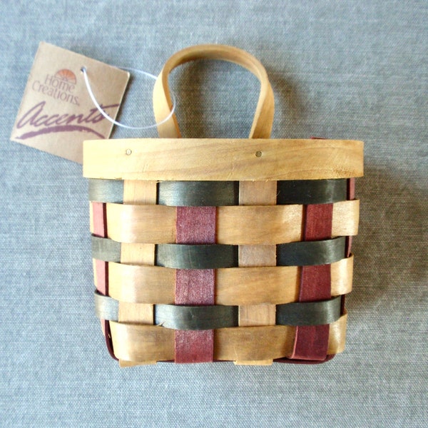 Small Woven Wood Basket, Vintage 80s, Honey, Dark Red, Dark Green, Floral Arranging Craft, Wall & Door Decor, Office Organizer