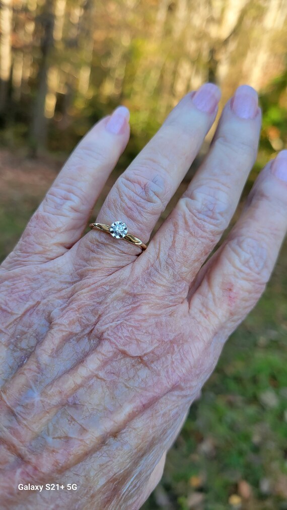 Vintage Diamond Solitaire Engagement Ring 14k Yell