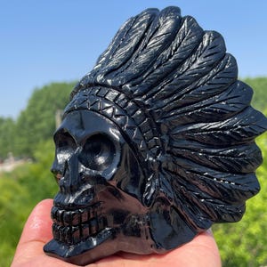 5.6''Natural obsidian skull,Quartz Crystal skull,hand carved,crystal skull,Home Decoration Crystal Gifts,Crystal healing 1pc