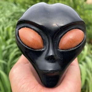 4&#39;&#39;Natura obsidian Alien skull,Crystal Aliens skull,hand carved,crystal Alien skull,Alien skull,Home Decoration Crystal Gifts