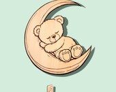 Lampada artigianale in legno, orsetto che dorme sulla luna. Luce soffusa per bambini. Lampada decorativa per cameretta bimbi fatta a mano