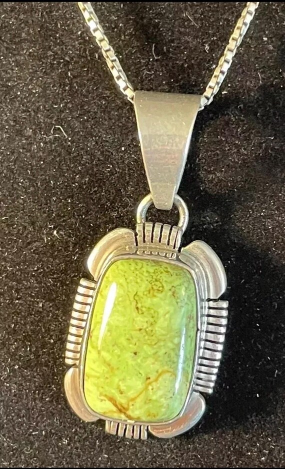 Superb Native American Navajo Signed Kingman Turquoise Sterling Silver 12kgf Pendant Superb Native American Navajo Signed Kingman Turquoise Sterling Silver 12kgf Pendant