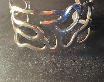 Sterling Silver 925 Unique Open work Design Cuff Bracelet. 7 Inches