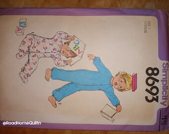 Simplicity 8693 toddler onezie