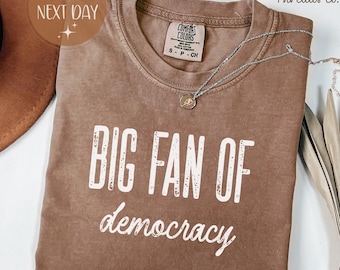コンフォートカラーズ 民主主義の大ファンTシャツ