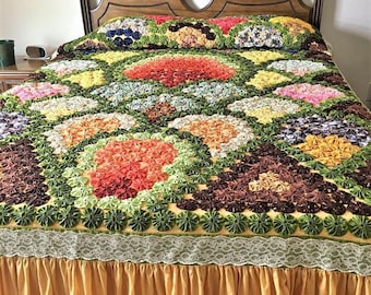 Vintage Handmade YoYo Bedspread – Double or Queen Size with Skirt & Floral Garden Design