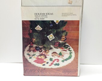 Latch Hook Christmas Tree Skirt, Magic Of Christmas, Kit #WO3227 by Bernat, 34" Diameter, Xmas DIY, RARE Vintage Kit in Original Packaging