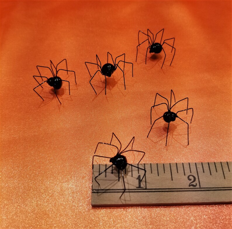 Handmade Black Widow Spiders, Five Spiders, Realistic Faux Black Widows, Halloween Spiders, Props, Life Like,  Decor, Creepy, Life Size 