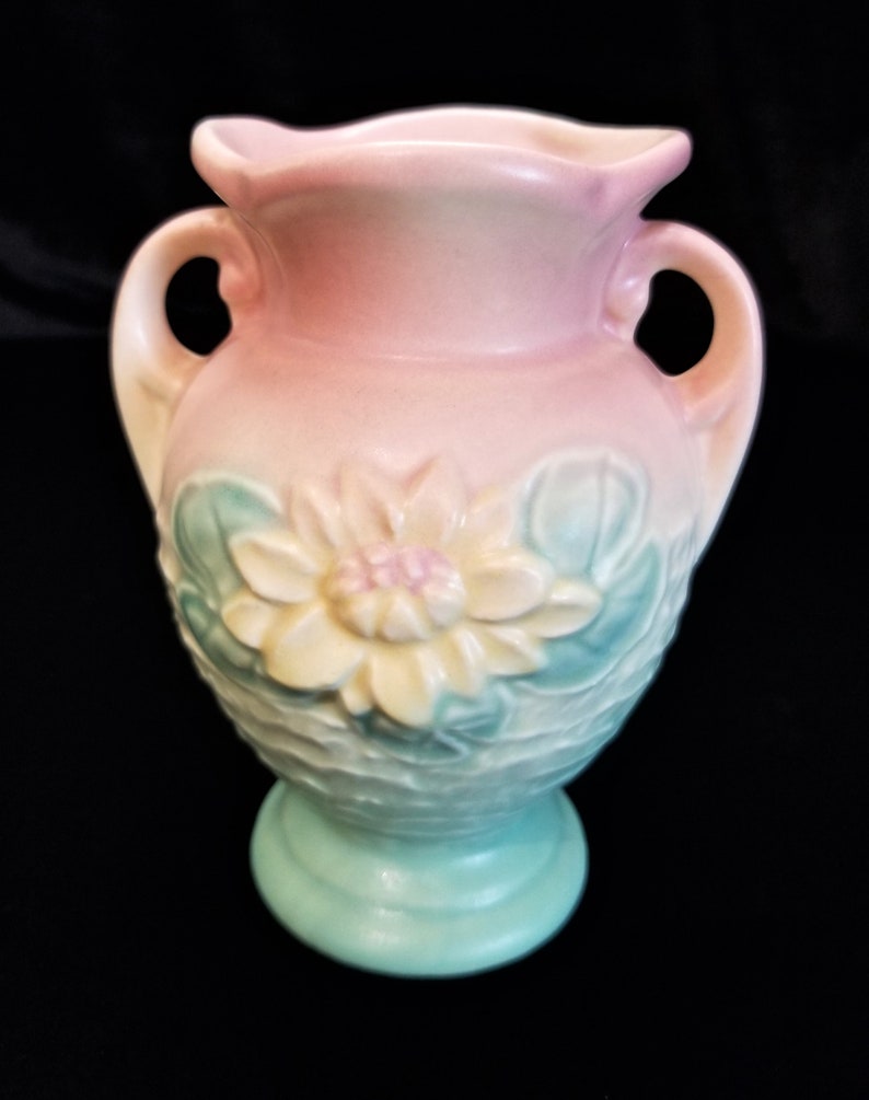 Turquoise 1940s Collectible Flower Vase Hull USA L1 5 12 Pink Yellow Hull Pottery Water Lily Vase Nursery Decor Vintage Pastel Vase