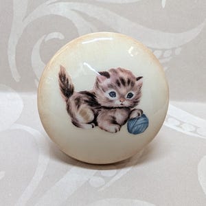 1.5&quot; Vintage Kitten #6 Ivory White Drawer Knob, Cupboard or Dresser Pull with 1940s Artwork, Mid Century Print, one and one-half inch knob