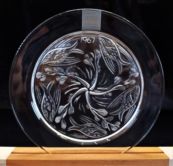 Lalique Cristal, Fish Ballet, Annual Plate 1967, Ballet De